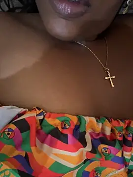 Snapshot of amorasecy chatting on February 9, 10:46 am amorasecy online show from February 9, 10:46 am