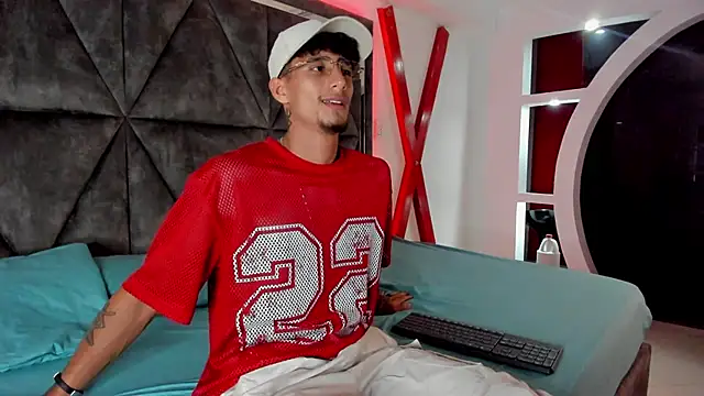 Stone Biker online show from December 23, 2:11 am