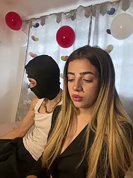 cute emmma online show from February 19, 12:57 pm