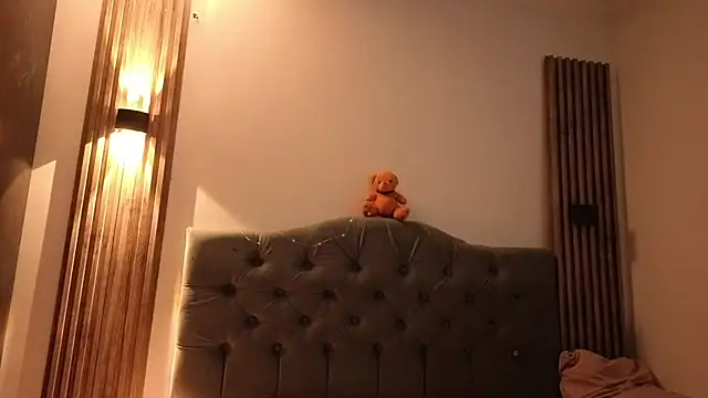 cute emmma online show from April 15, 11:16 am