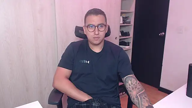 DanteVesper online show from April 24, 3:08 am