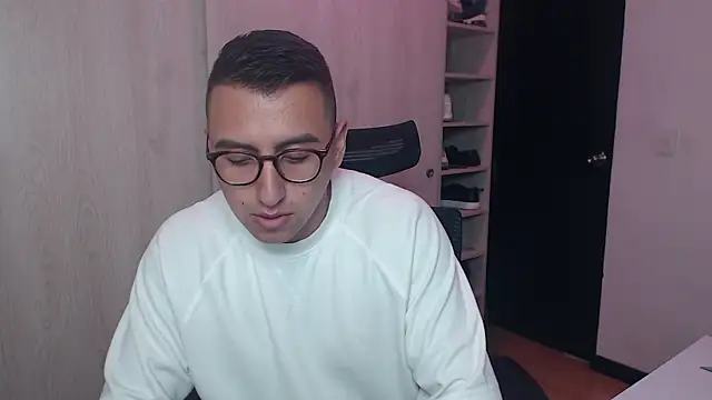 DanteVesper online show from April 29, 2:49 am