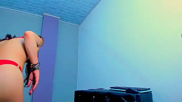 Harley Clayn online show from April 16, 9:50 pm