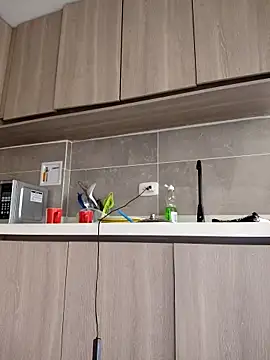 Arimonroee online show from April 16, 6:08 pm