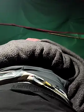 Hot2602 online show from December 21, 1:24 pm