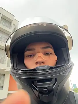 Ema Rose  online show from March 1, 9:15 pm