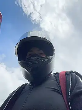 Ema Rose  online show from February 18, 7:10 pm