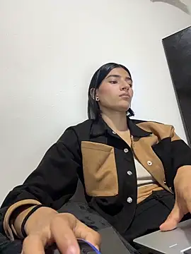 Ema Rose  online show from April 13, 8:24 pm