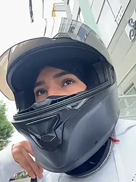 Ema Rose  online show from January 12, 5:09 pm