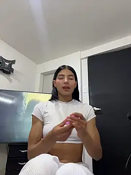 Ema Rose  online show from April 7, 8:32 pm