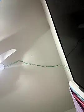 jujuarantes  2026 online show from January 13, 12:09 pm