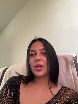 Snapshot of jujuarantes__2026 chatting on April 30, 2:57 pm jujuarantes 2026 online show from April 30, 2:57 pm