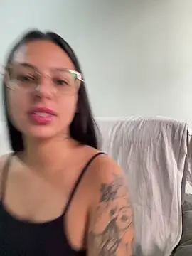 jujuarantes  2026 online show from February 24, 12:28 pm