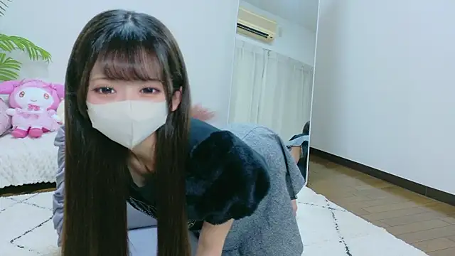Snapshot of Kiki-jpn chatting on May 29, 12:11 pm Kiki-jpn online show from May 29, 12:11 pm
