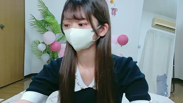 Snapshot of Kiki-jpn chatting on June 13, 1:31 pm Kiki-jpn online show from June 13, 1:31 pm