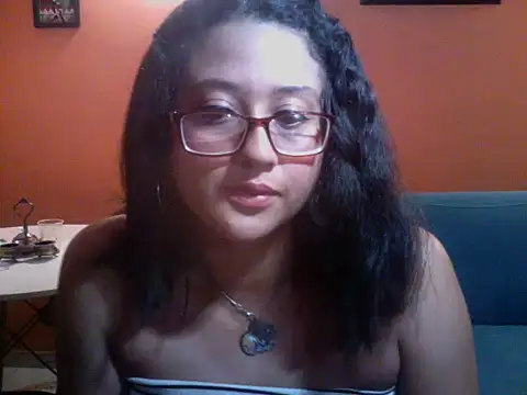 Snapshot of SweetDeya chatting on March 5, 9:22 pm SweetDeya online show from March 5, 9:22 pm