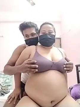 DesiSeductress online show from February 6, 12:12 pm