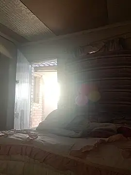 yourburget online show from February 4, 6:41 am