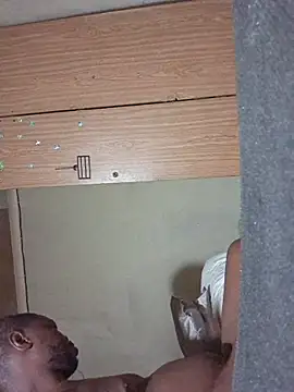 yourburget online show from February 21, 11:18 pm