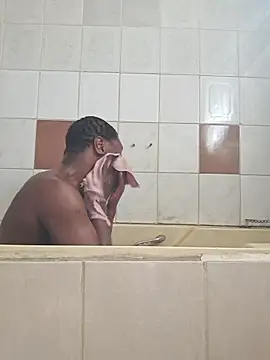 yourburget online show from April 4, 11:50 am