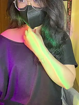 Sofiababy22 online show from March 28, 3:35 pm