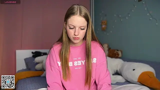 Snapshot of steffi_meoww chatting on January 11, 8:05 pm steffi meoww online show from January 11, 8:05 pm