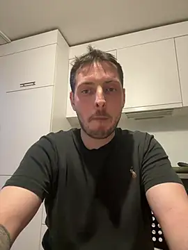 amateurslave online show from February 1, 6:44 am