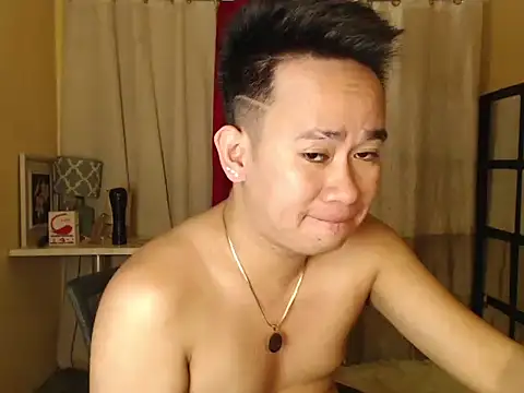 Snapshot of AnthonyCUMS17 chatting on February 23, 1:18 am AnthonyCUMS17 online show from February 23, 1:18 am