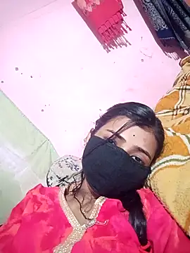 Snapshot of Desipari_777 chatting on February 17, 4:59 pm Desipari 777 online show from February 17, 4:59 pm