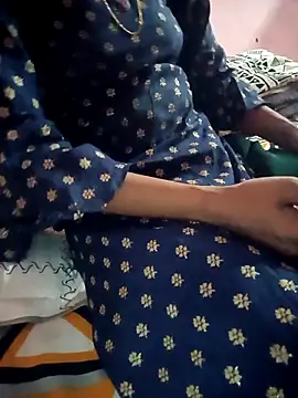 Desipari 777 online show from April 20, 2:07 pm