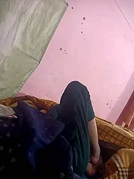 Snapshot of Desipari_777 chatting on February 21, 4:20 pm Desipari 777 online show from February 21, 4:20 pm