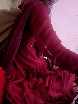 Snapshot of Desipari_777 chatting on February 8, 4:59 pm Desipari 777 online show from February 8, 4:59 pm