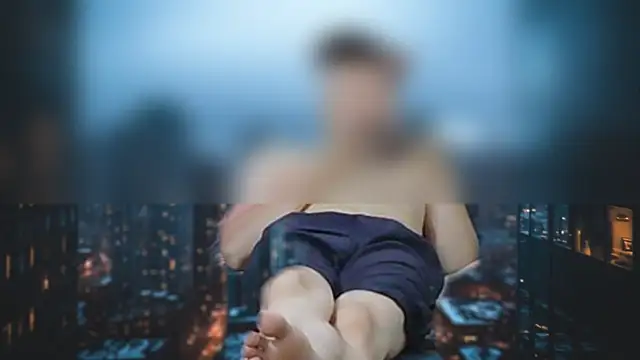 Snapshot of -_kur_- chatting on June 10, 8:37 am - kur - online show from June 10, 8:37 am