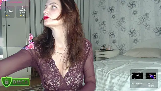 LindaXSteve online show from November 8, 10:35 pm