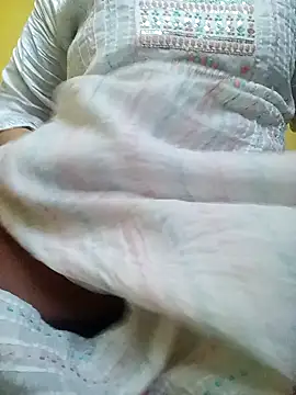 suman bhabhi001 online show from December 23, 5:29 am