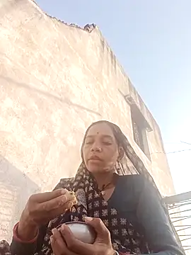 Karishma singh online show from April 14, 1:21 am