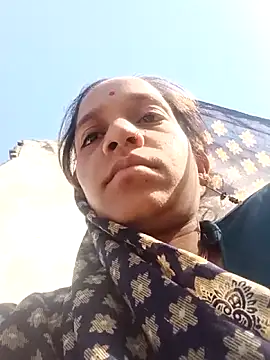 Karishma singh online show from April 6, 2:07 am