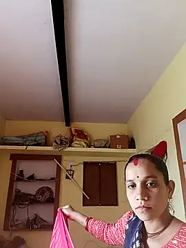 Karishma singh online show from February 5, 7:15 am