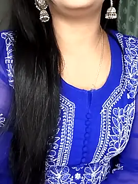 Deshi bhabhi143 online show from July 8, 12:50 pm