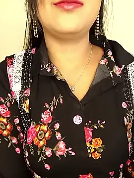 Deshi bhabhi143 online show from May 3, 6:29 am