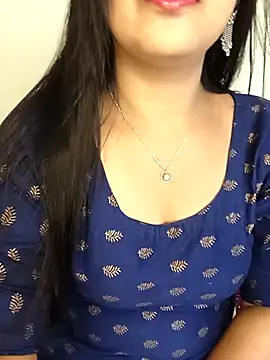 Deshi bhabhi143 online show from May 10, 5:33 am