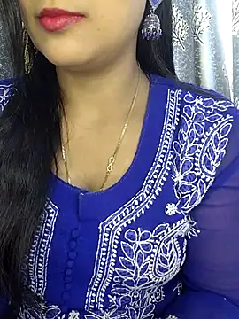 Deshi bhabhi143 online show from March 18, 6:27 am