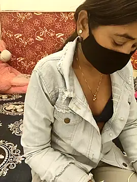 sexy-mahi  online show from January 14, 7:17 pm