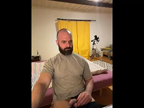 DamonSalvatore2 online show from March 5, 6:37 pm