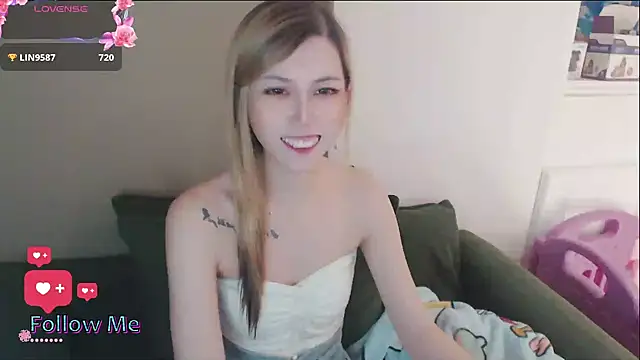Snapshot of whitecat13 chatting on May 20, 10:34 am whitecat13 online show from May 20, 10:34 am