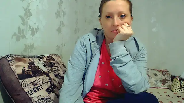 CrystallAngel online show from February 13, 5:02 pm