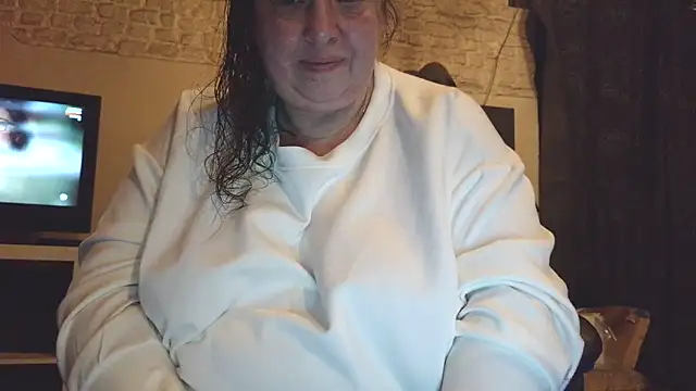 tigresse3 online show from May 10, 12:47 am