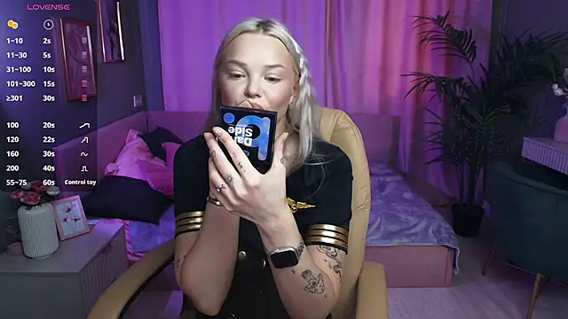 Leslie Caronn online show from April 13, 7:45 am