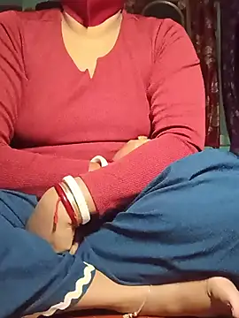 Hot-Angale online show from August 9, 6:47 pm