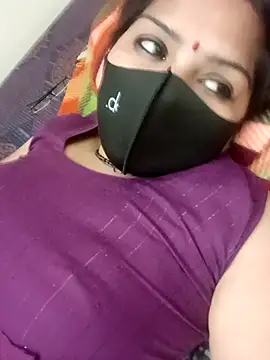 ritu7755 online show from March 31, 5:15 pm